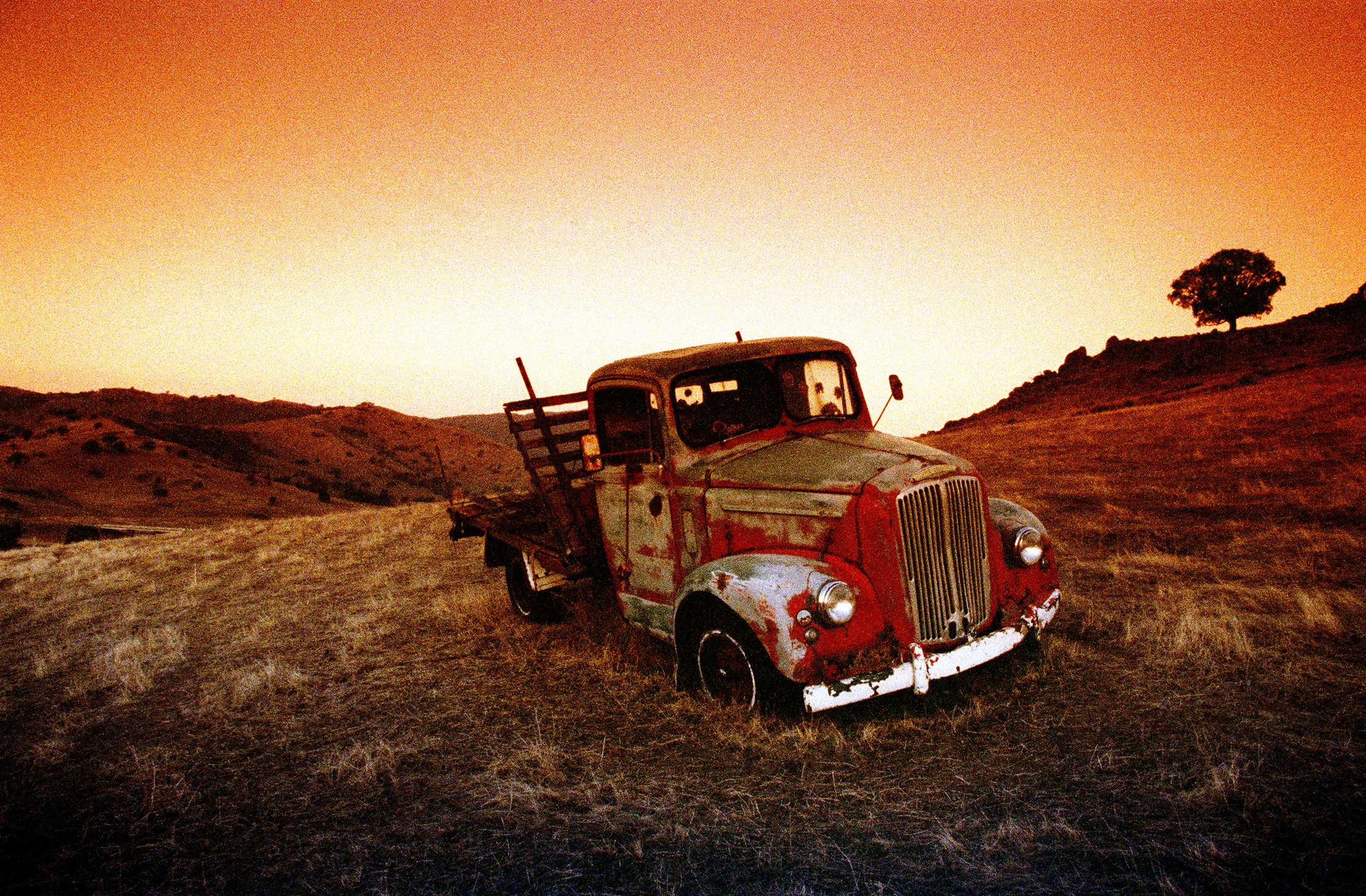 Truck Australia 1000asa film